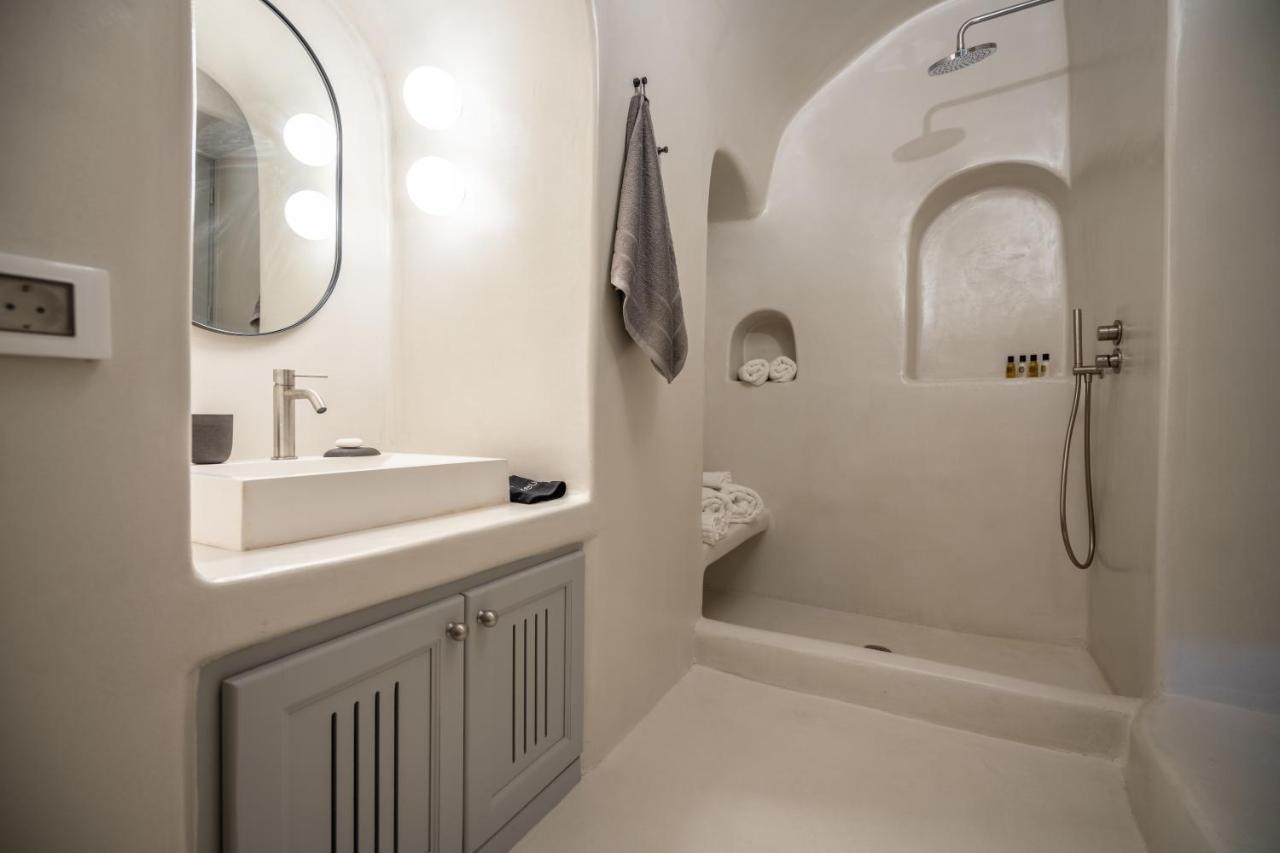Inspire Santorini Luxury Villas Фіра Екстер'єр фото