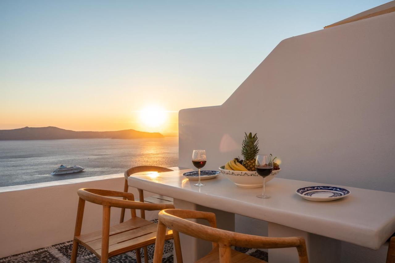 Inspire Santorini Luxury Villas Фіра Екстер'єр фото